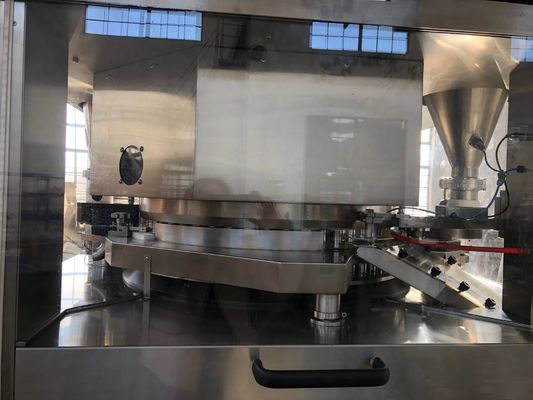 High Speed Rotary Tablet Press Machine met 630000 PCS/H capaciteit 15kW motor voor de farmaceutische industrie leverancier
