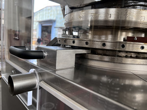 Toilet het Schoonmaken de Machinehoge druk 100KN van de Tabletcompressie leverancier